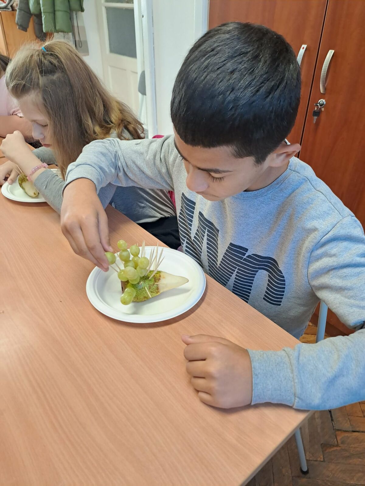 7f8a1e6e-bad7-40c5-9076-aee3a84b3db7